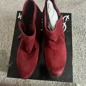 NEW Sam Edelman Block Heel Bootie in Spiced Red Suede size 9.5 brand new